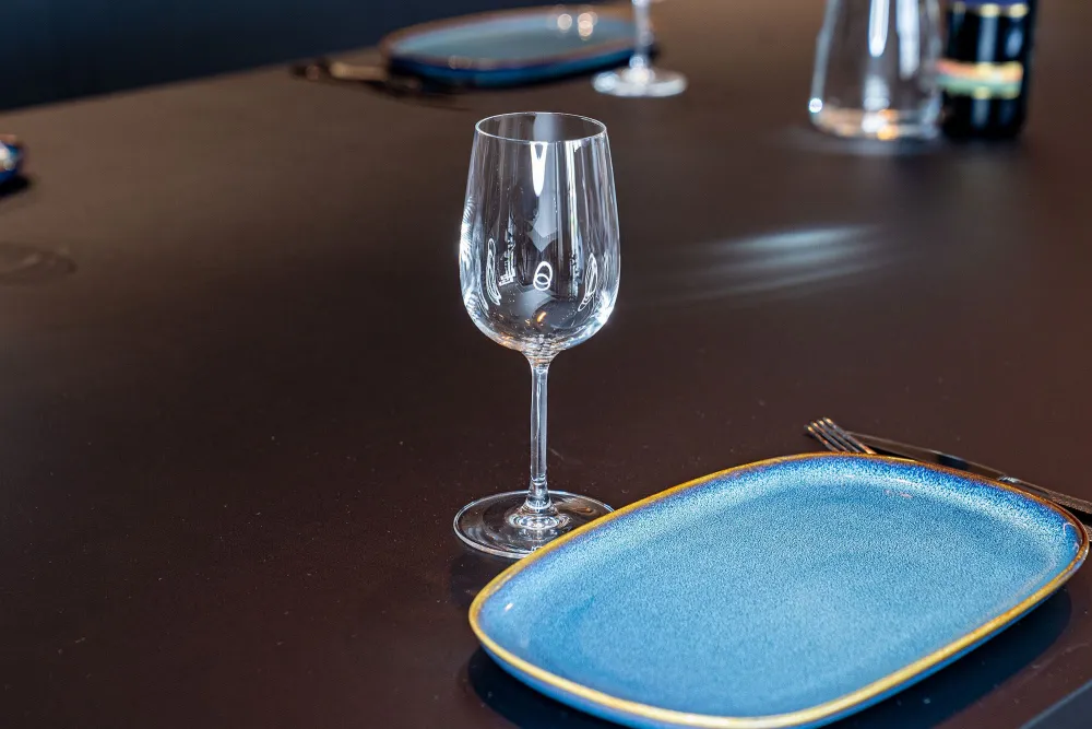 Extra Large - Black Matt