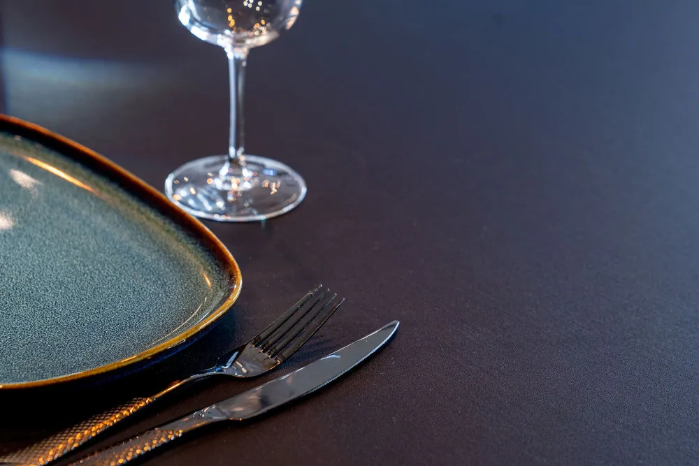 Extra Large - Black Matt